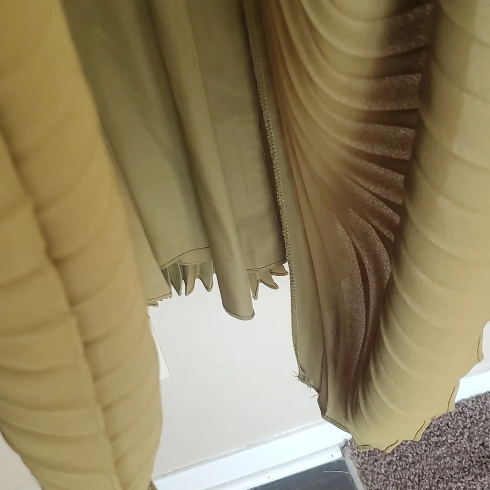 Dress - Picture 8 of 16